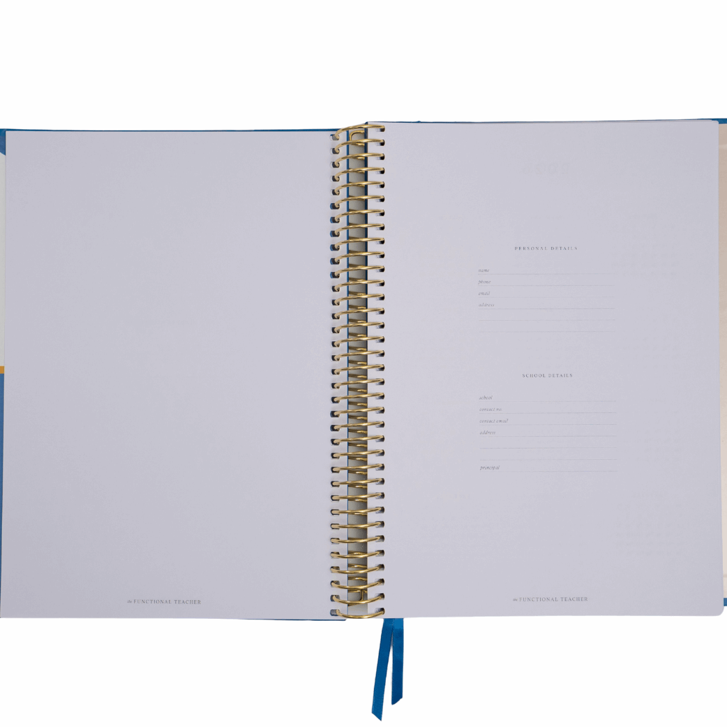 open the weekly teacher planner book