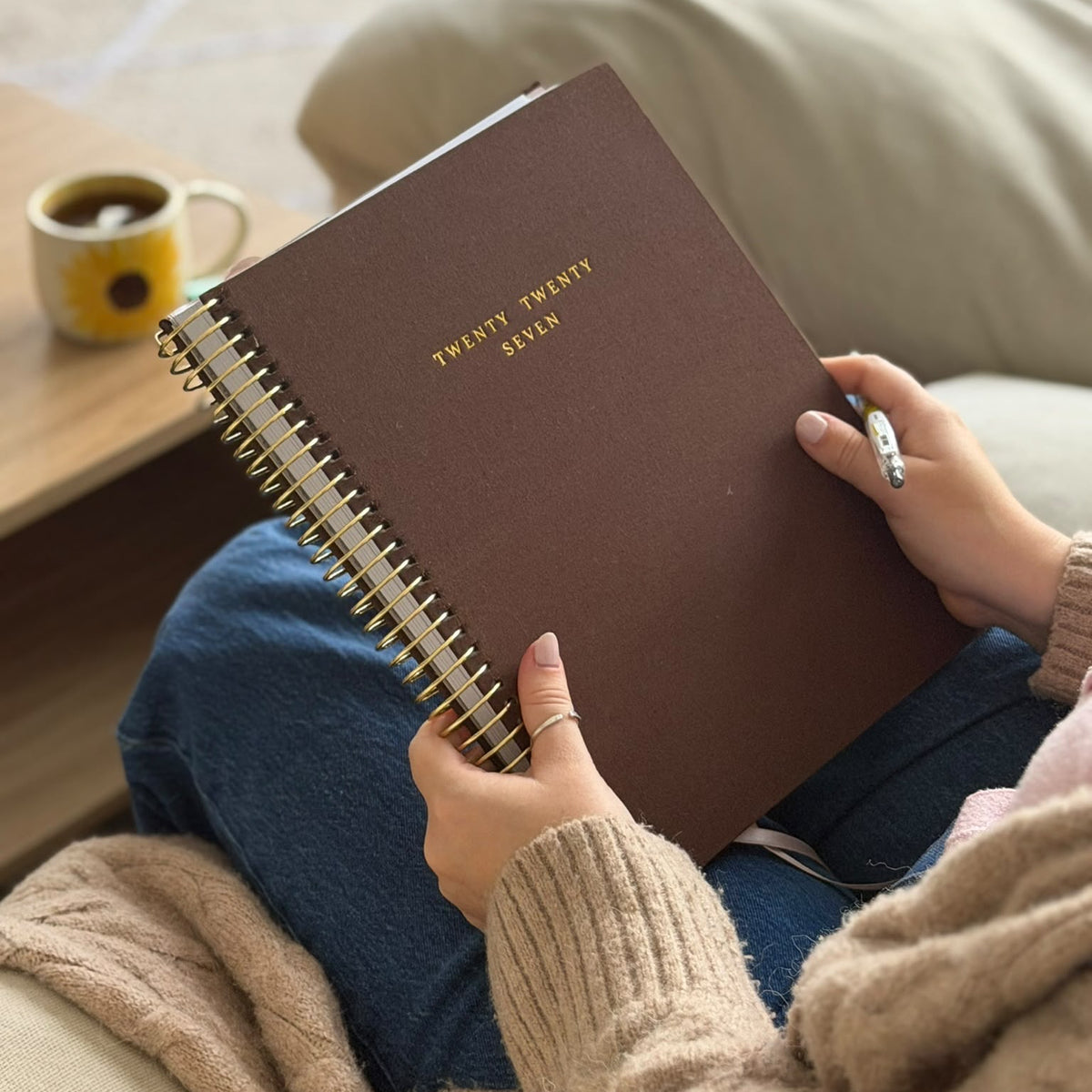 2027 Vertical Weekly Teacher Planner | A4 Meridian